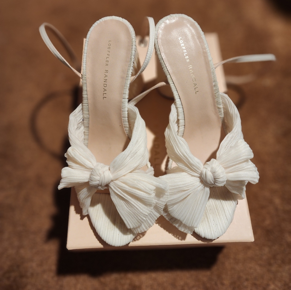 Loeffler Randall Pearl Camellia